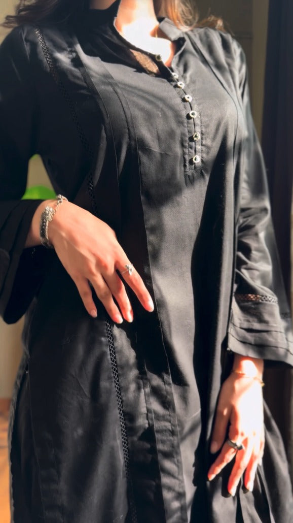 Noir Grace Kurta Set 🖤