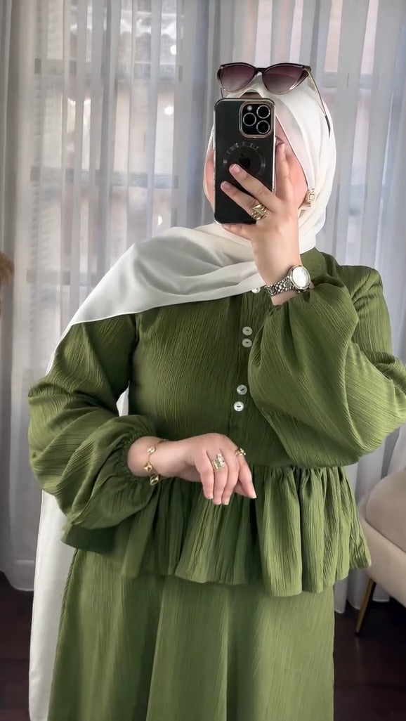 Emerald Grace Skirt Set 🌿