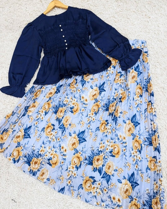 Chic & Comfy 2-Piece Skirt Set 💙